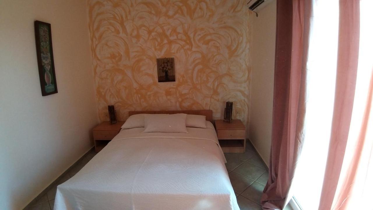 Malindi Rooms Porto Heli Exterior foto